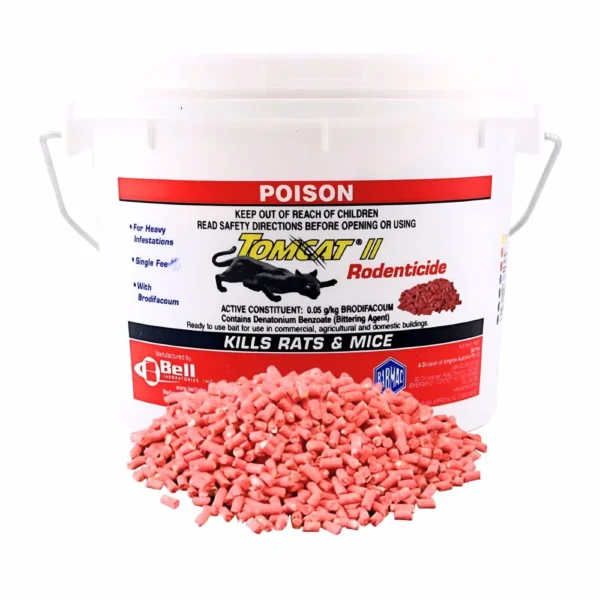Tomcat II Pellets rodenticide in a container.