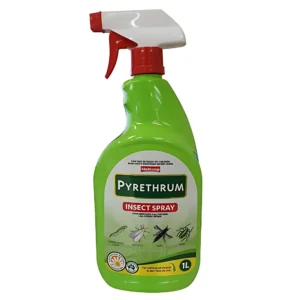 Multicrop Pyrethrum Long Life Insect Spray 1L bottle with trigger nozzle and front label.