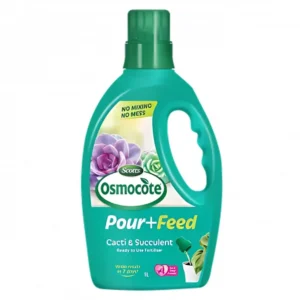 Front view of Osmocote Pour+Feed Cacti & Succulent 1L bottle on white background
