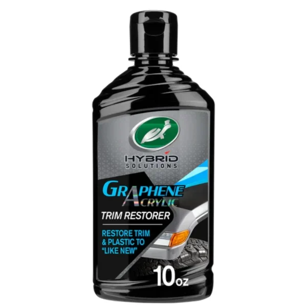 Front view of Turtle Wax Quick & Easy Inside & Out Car Protectant 680ml spray bottle on white background